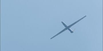 Il cielo europeo e l’ombra dei droni: la nuova guerra ibrida che ridefinisce la sicurezza del continente